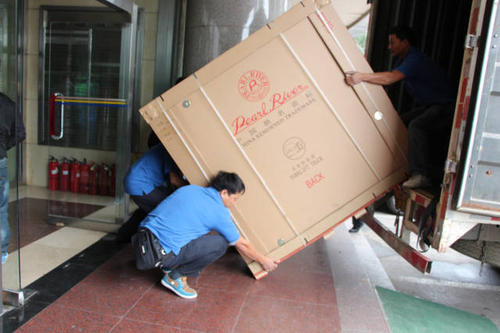 广丰钢琴贵重工艺品无忧运